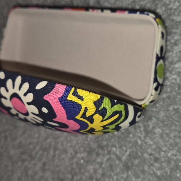 Vera Bradley Eyeglass Case - Picture 5 of 5